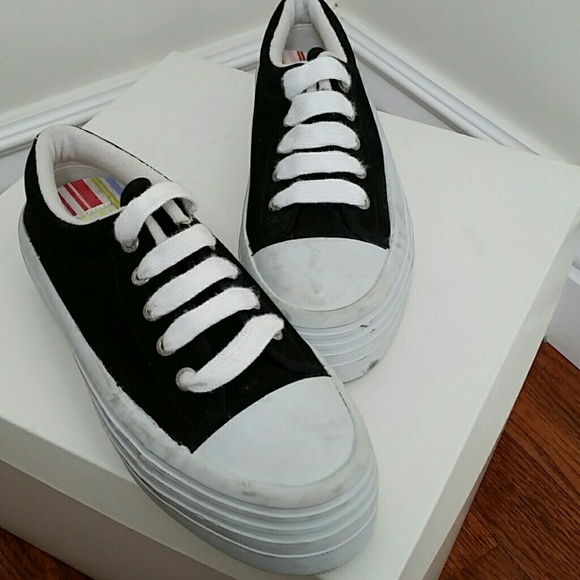 Espirit black and white canvas platform sneaker. - Picture 5 of 7